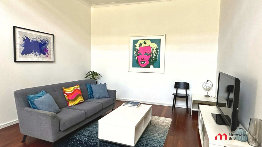 Room 4, Metawisebnb 2BR Industrial Charm in Petersham, Sydney
