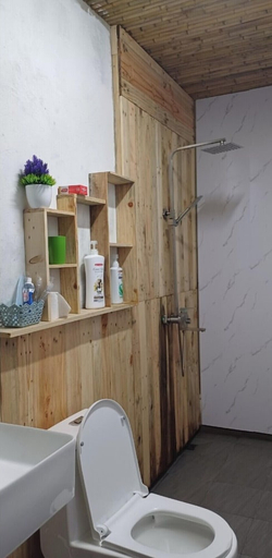 Bathroom 2, Hill House, Mai Châu