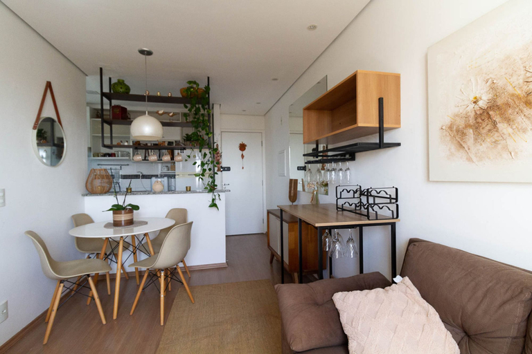 Room 5, Apartamento com Lazer Wi-fi e Garagem em Jaragu, São Paulo