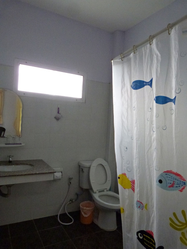 Bathroom 3, Bann Suan Rachawadee B&B, Muang Si Sa Ket