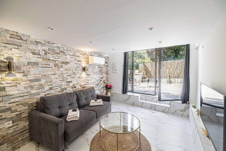 Living area, Modern a/c Apartment 2br/8p - Cannes, Alpes-Maritimes