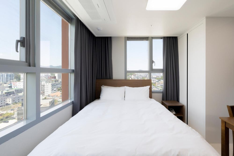 Bedroom 2, Ocean City Residence Hotel, Donghae