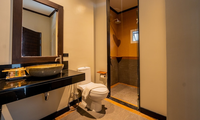Bathroom 3, SeToVa Naiharn Grand Pool Villa, Rawai, Pulau Phuket