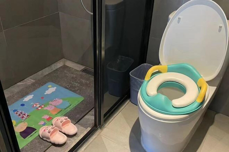 Bathroom 4, Radow E Hotel (Wenzhou Chezhan Avenue Times Square Branch), Wenzhou