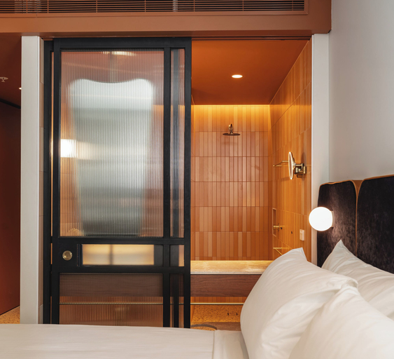 Bathroom 2, Hotel Panorama, Adelaide
