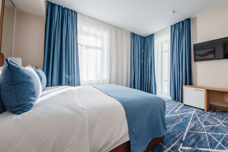 Bedroom 3, Ramada by Wyndham Astana, Astana City
