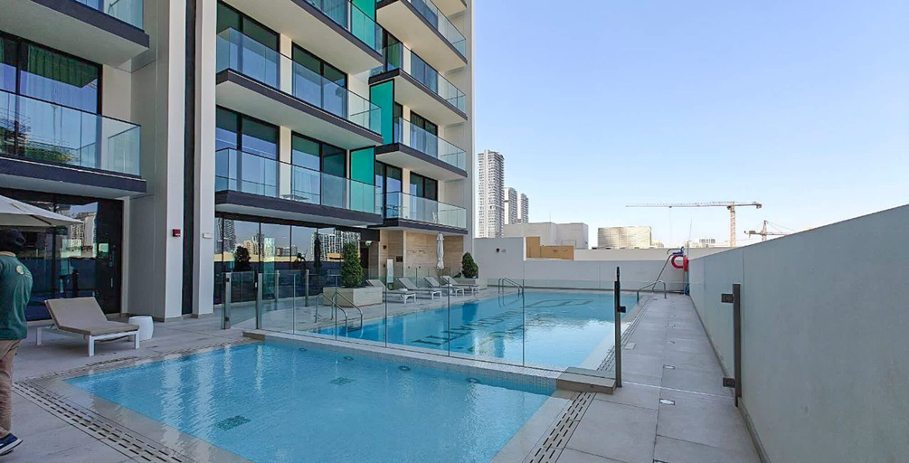 Room 5, A Superb and Amazing Studio in Binghatti Lavender With Balcony, Dubai