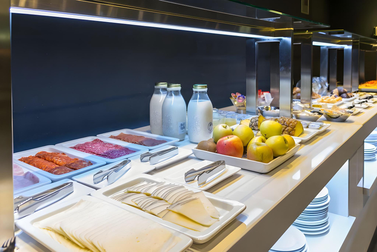 Food & Drinks 5, APARTMENTS HOTEL SANT PAU, Barcelona