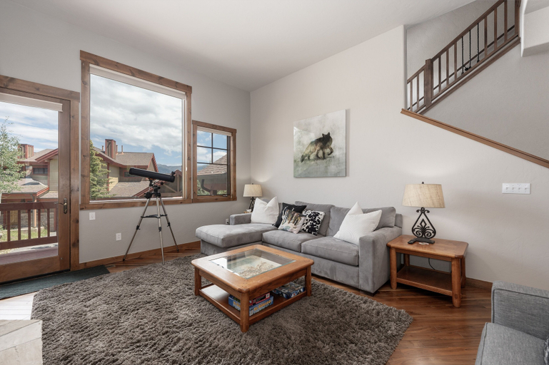 Living area 5, Bear Trail 3 Bedroom Townhouse by RedAwning, Grand
