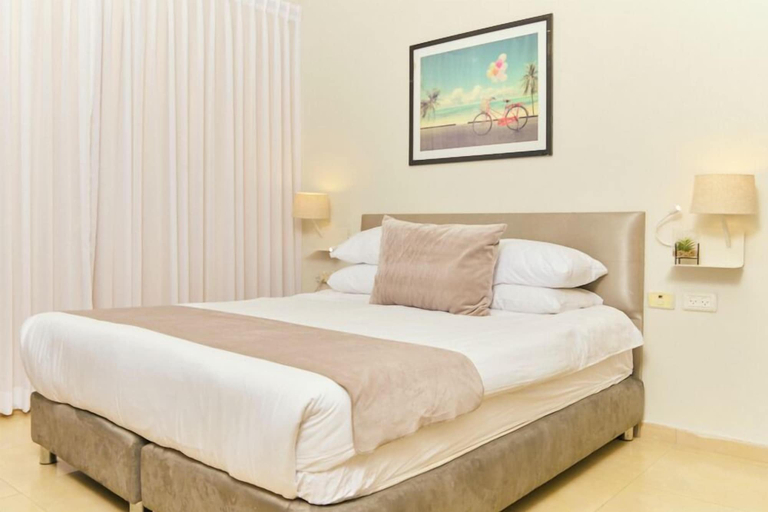Bedroom 3, Hotel H7 tlv