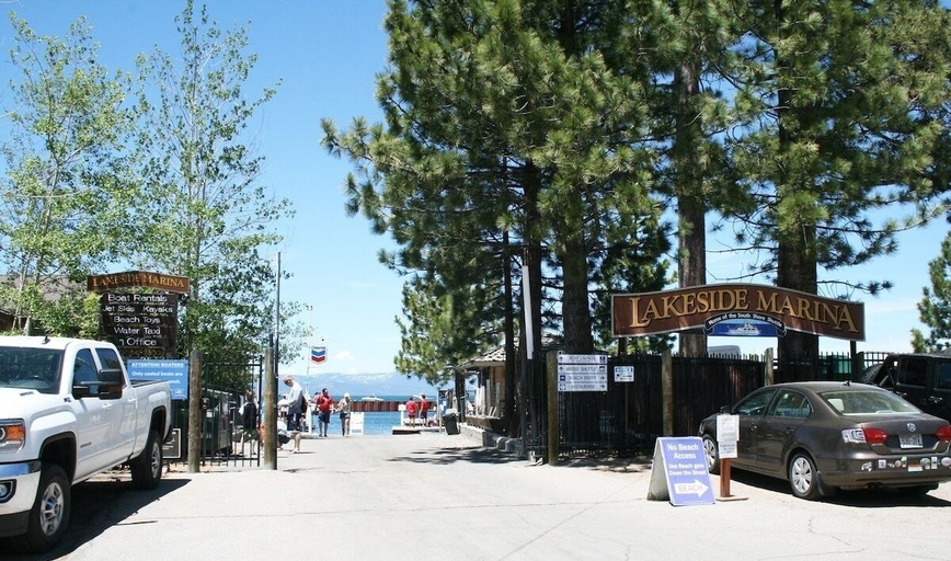 Parking 4, Tahoe Olympic 3 Bedroom Condo by RedAwning, Douglas