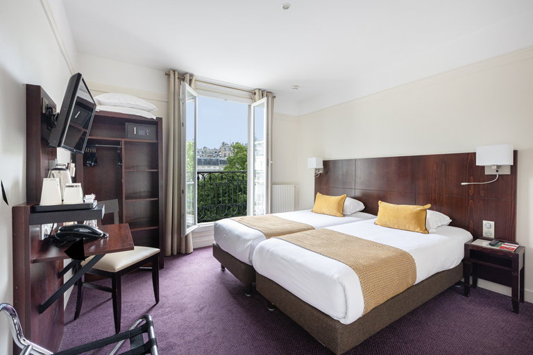 Bedroom 3, Opera Lafayette, Paris