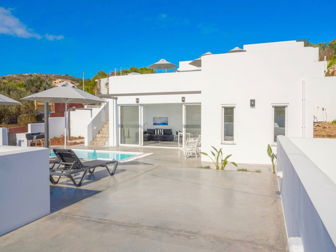 Room 3, Villa Paradiso 2 With Private Pool, Crete