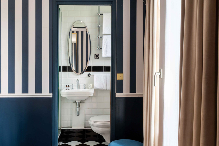 Bathroom 3, Hôtel Léna, Paris