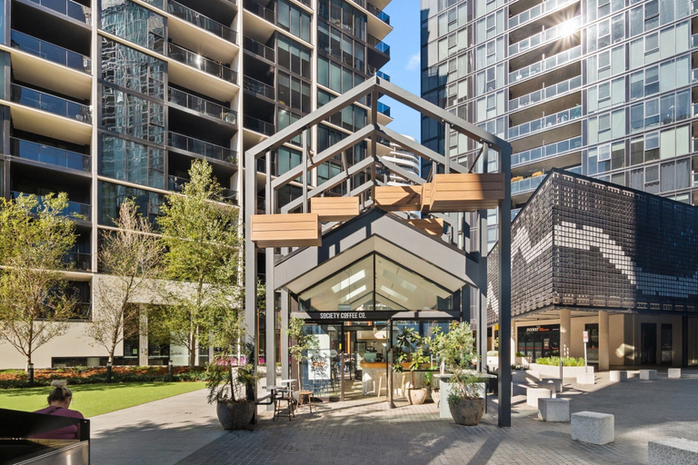 Exterior 3, Sleek 2-bed Apartment With Rooftop Garden Access, Canberra
