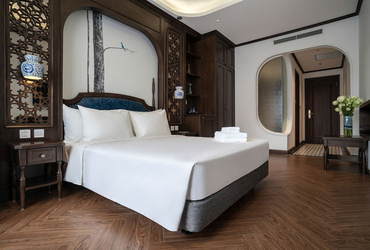 Others 3, Eli Rina Hotel, Đống Đa
