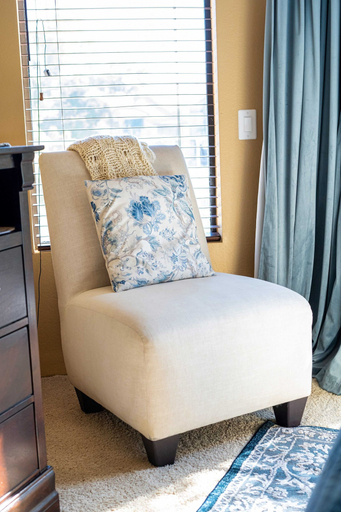 Room 3, Cozy Lakeside Retreat in PGA West Bbq Scenic Views, Riverside