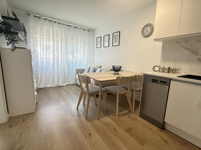 Others 5, Beach Apartment IV Coeur de Pla, Barcelona