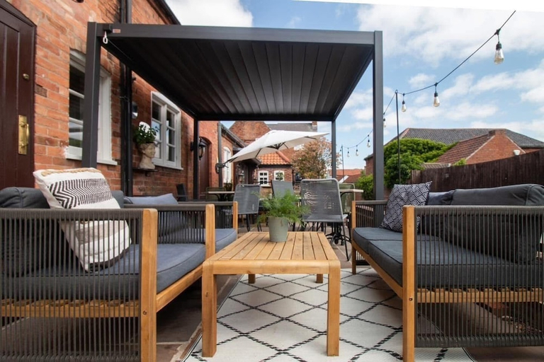 Exterior & Views 2, The Wheatsheaf Inn, Nottinghamshire