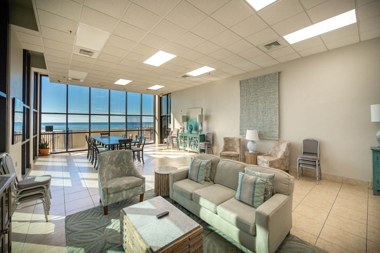 Living area 3, Phoenix Iii 3062 1 Bedroom Condo, Baldwin