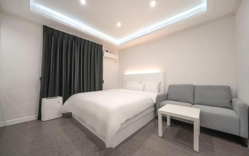 Bedroom 2, Changwon Bukmyeon Athene, Changnyeong