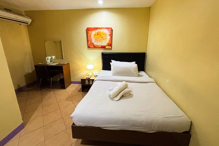 Room 2, Comfy Inn Mabini Manila, Manila City