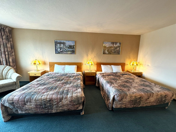 Bedroom 2, Western Budget Motel Whitecourt 3, Division No. 13