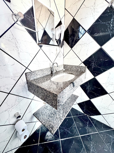Bathroom 4, Pousada Maravista, Cananéia