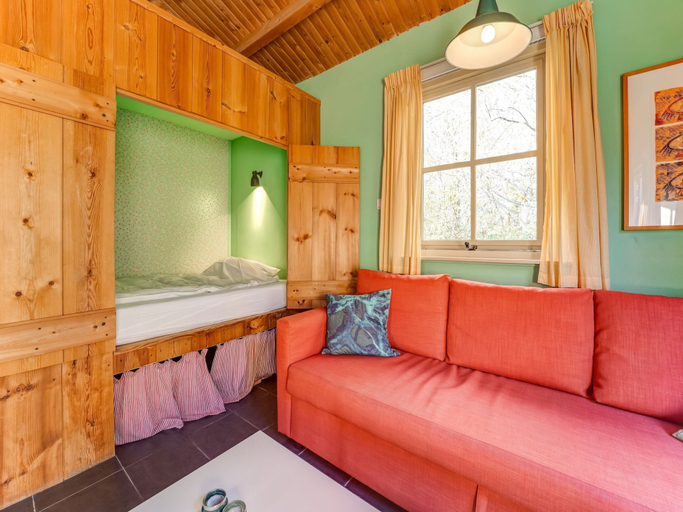 Living room 5, Tranquil Holiday Home in Lage Zwaluwe With Terrace, Drimmelen