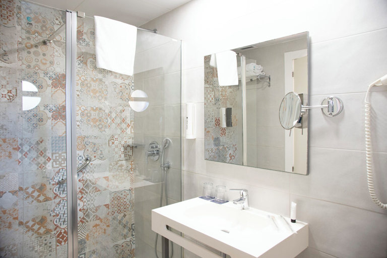 Bathroom 5, Hotel Boutique Calas de Alicante, Alicante