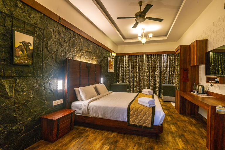 Bedroom 3, Tea Harvester, Idukki