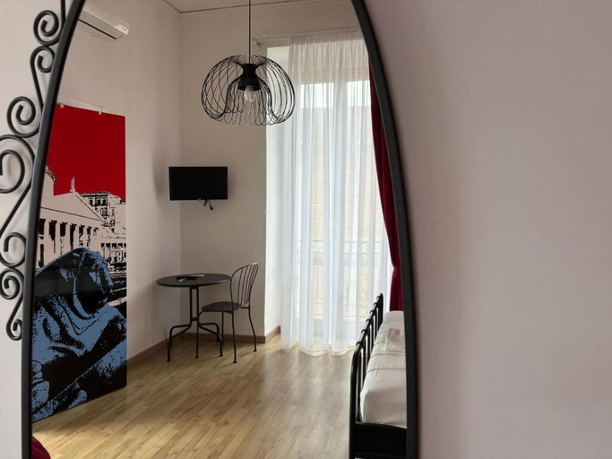 Room 3, Bed & Breakfast Tarumbò - Napoli, Napoli