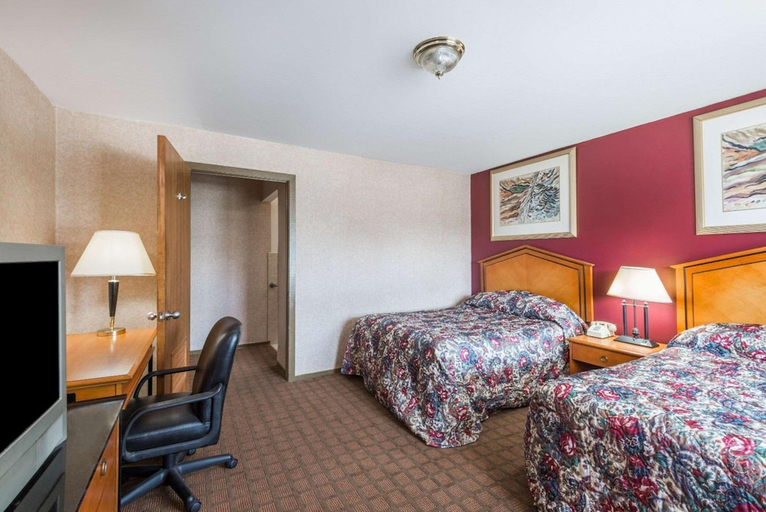 Others 5, Elite Inn, Windham