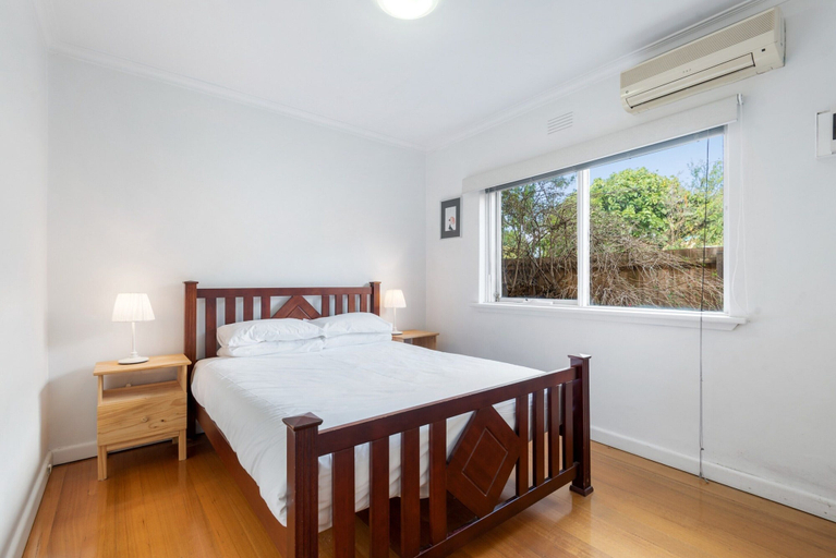 Others 5, Comfy One-bedroom Unit Between City and Airport, Melbourne