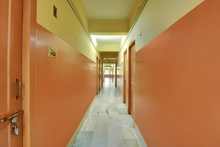 4, VINAYAKA TOURIST HOME, Kozhikode