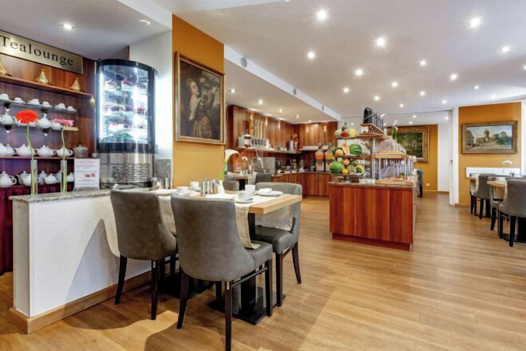 Food & Drinks 4, Tiptop Hotel Burgschmiet Garni, Nürnberg