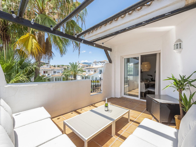 Room 5, Los Naranjos Beautiful 1 Bedroom Penthouse, Málaga