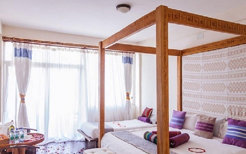 Bedroom 3, Maribela Hotel, Semen Wello