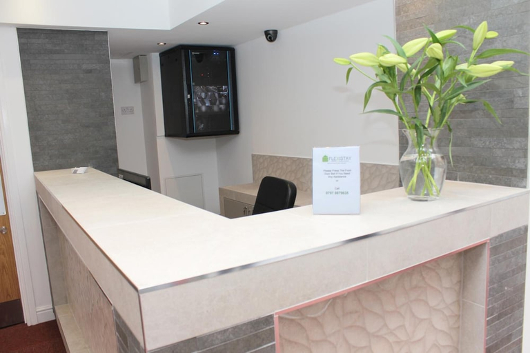Public Area 3, Flexistay Leicester Gables Aparthotel, Leicester