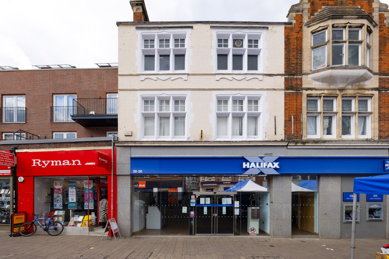 Exterior & Views 4, Charles Hope Apartments - Staines City Centre, Surrey