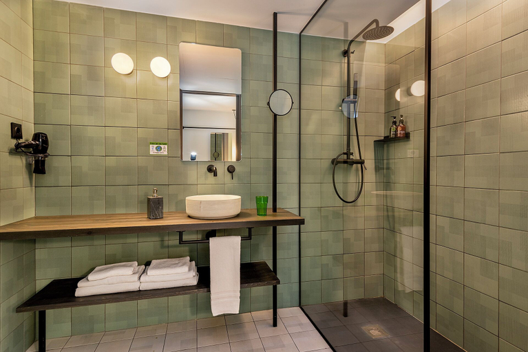 Bathroom 4, Hotel Orangine, Barcelona