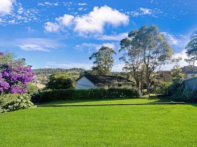 Others 5, Fab 3-Bed Stay with Great Outdoors & Water Views, Eurobodalla