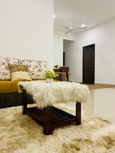Living area, Celestial Villas and Apartments, Katana