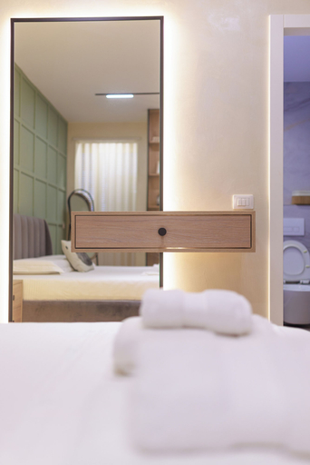 Room 5, Syncron Urban City Centre, Tiranës