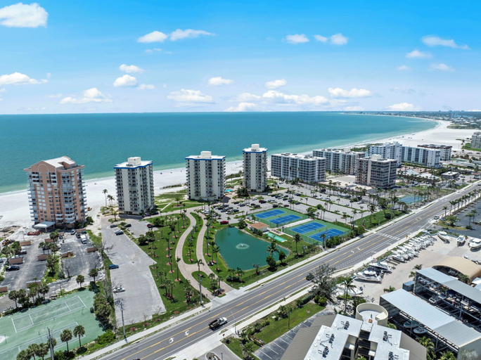 Exterior 2, Estero Beach Tennis Club 708c Sunrise Sunset View, Lee