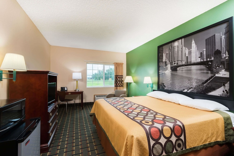 Bedroom 3, Super 8 by Wyndham Mt. Carmel IL, Wabash
