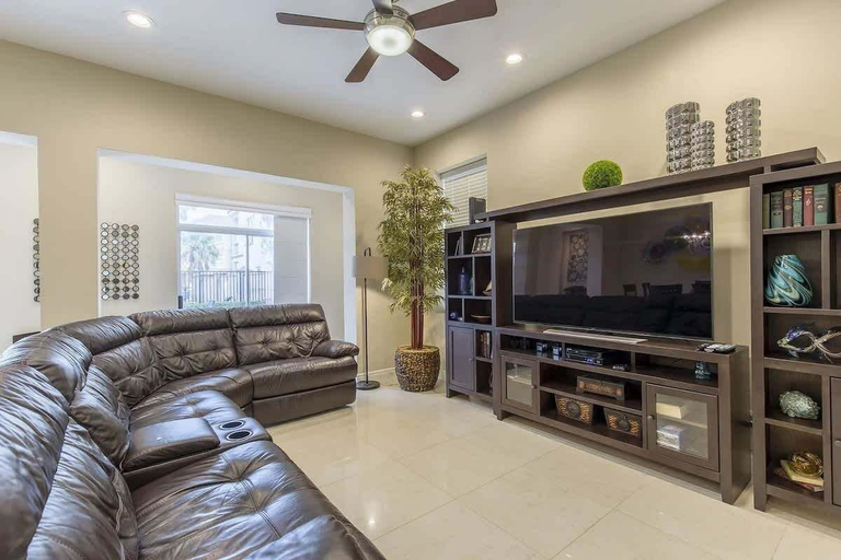 Living area 2, Villas House Bayview 3 Bedroom Home by RedAwning, Cameron