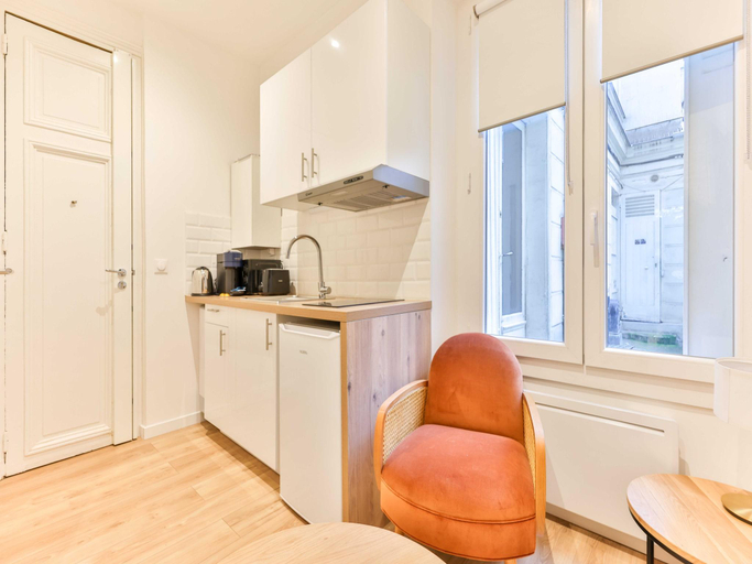 Others 3, Modern deluxe studio in the heart of Paris, Paris
