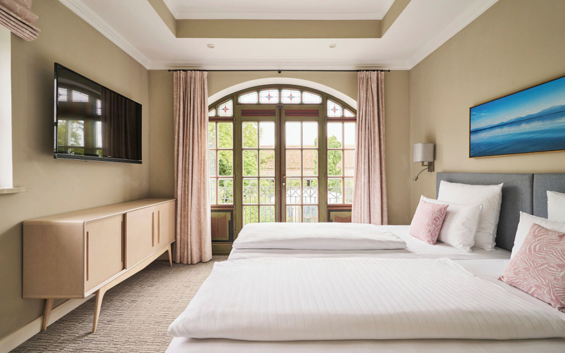 Bedroom 3, Hotel Gutsgasthof Stangl, Ebersberg