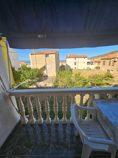 Property grounds 2, Antica Private Apartment Komiza, Komiža